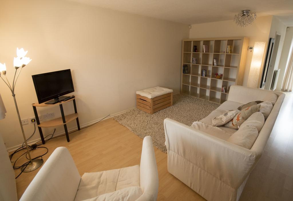 32 Pentland Close Chester Ngoại thất bức ảnh